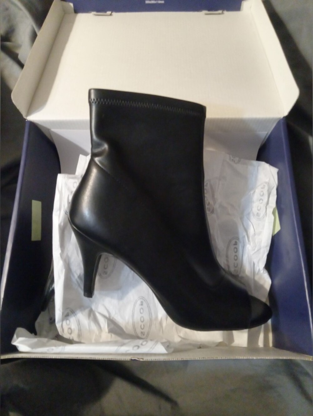 NWT Scoop Toeless Black Faux Leather Heeled Booties  Womens Size 11